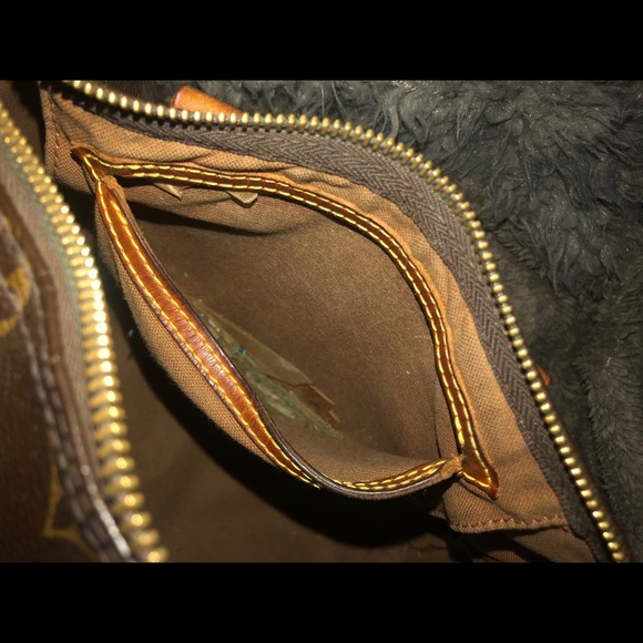 Louis Vuitton Hand Bag - Picture 4 of 8